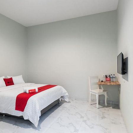 Reddoorz Plus Near Rs Usu Medan 2 Eksteriør bilde